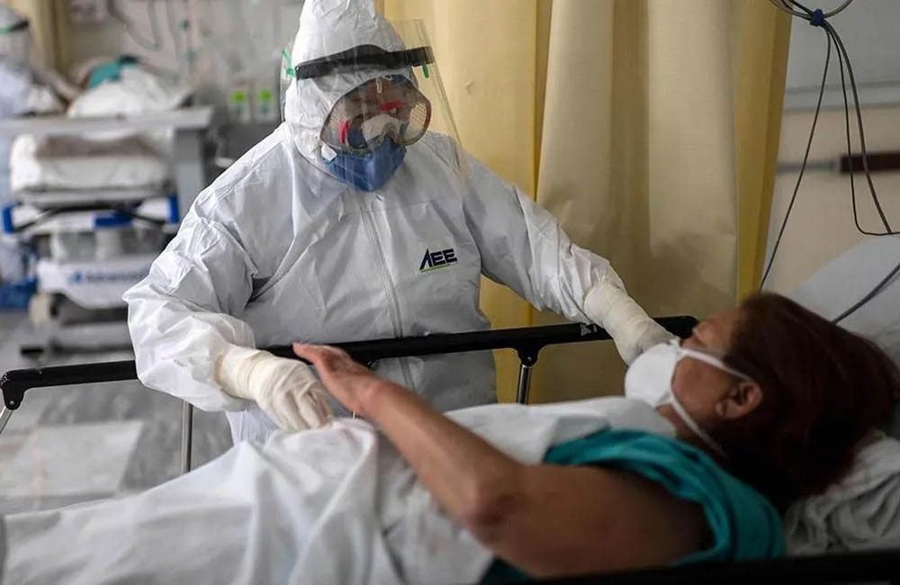 Imagen de la noticia: Colombia bajó de los 10 mil casos de coronavirus este sábado