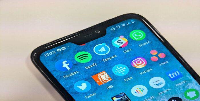 Imagen de la noticia: Si tienes Android, tu celular corre peligro