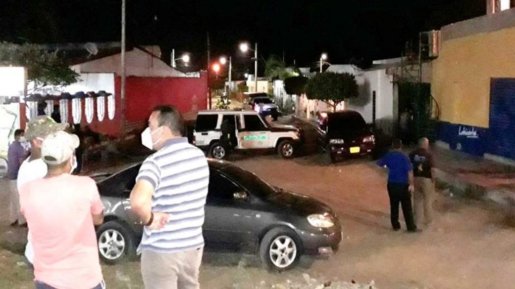 Imagen de la noticia: Colombia: Encuentran el cuerpo de un venezolano con multiples disparos en la cajuela de un carro
