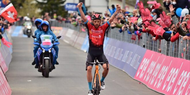 Imagen de la noticia: Ciclismo: Bernal sentencia el Giro de Italia y Caruso gana la etapa reina