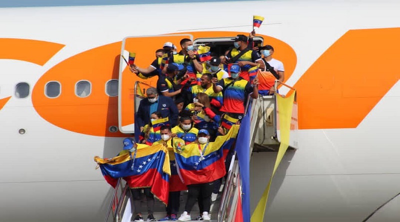 Imagen de la noticia: Atletas venezolanos arriban a suelo patrio tras su participación exitosa en los JJOO Tokio 2020