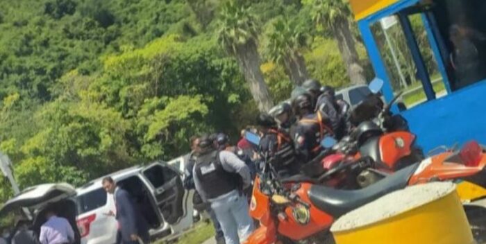 Imagen de la noticia: Estado Miranda: Detienen a supervisor jefe del FAES implicado en robo a camiones de remesas