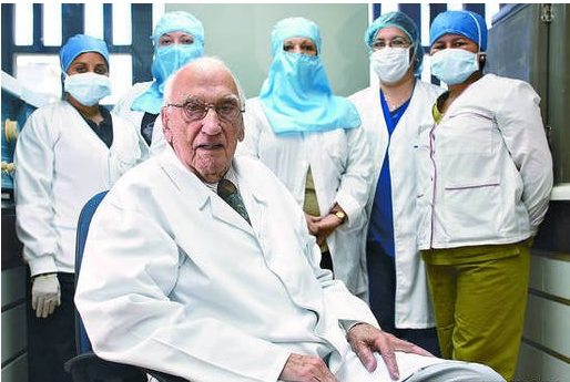 Imagen de la noticia: Un día como hoy, 11 de septiembre en la historia: 1913 nació Jacinto Convit médico y científico venezolano, conocido por desarrollar la vacuna contra la lepra