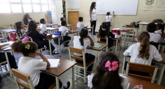 Imagen de la noticia: Pablo Arguello: “Colegios privados podrían ajustar sus matrículas hasta en un 30 %”