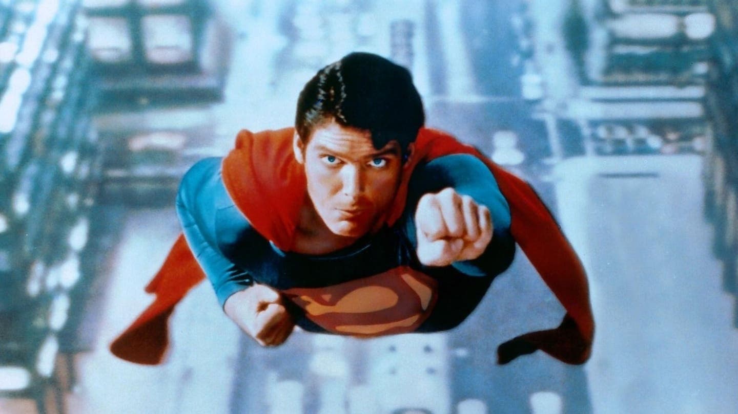 Imagen de la noticia: Un día como hoy, 10 de octubre en la historia: 2004: muere Christopher Reeve, actor estadounidense  ( Superman /n. 1952).