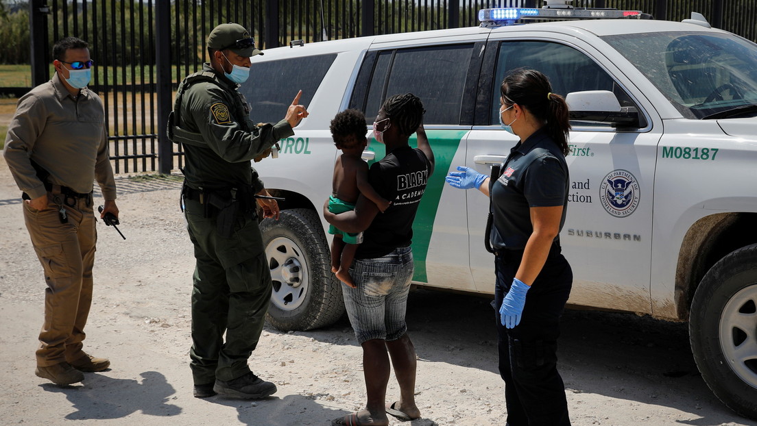 Imagen de la noticia: EE.UU: A partir de este lunes, ningún inmigrante será deportado solo por estar indocumentado