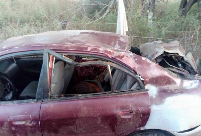 Imagen de la noticia: Estado Falcon: Vuelco de vehiculo deja como saldo un zuliano muerto y cinco heridos