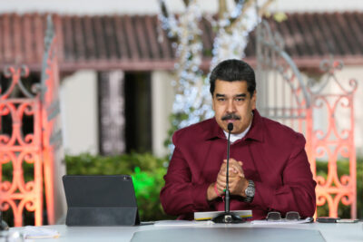 Imagen de la noticia: Nicolás Maduro confirmó dos casos nuevos de ómicron en el país