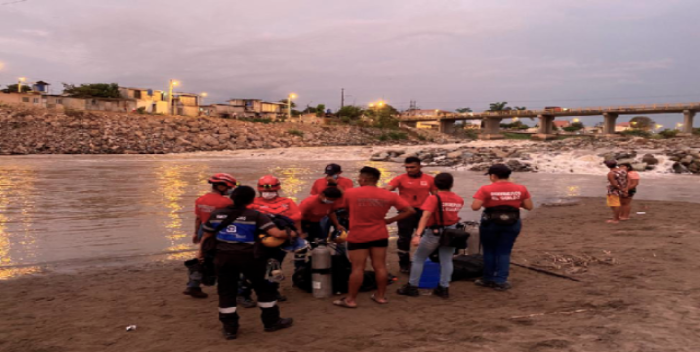 Imagen de la noticia: Ecuador: Venezolano se ahogó tras salvar a un niño en un río