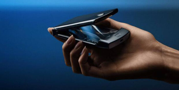 Imagen de la noticia: Motorola trabaja en la tercera generación de Moto Razr