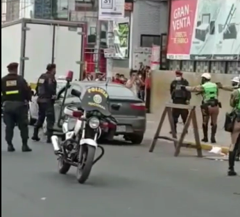 Imagen de la noticia: Peru: venezolano disparó a dos policías y a un vigilante, luego amenazó con quitarse la vida