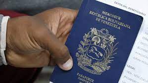 Imagen de la noticia: Autoridades migratorias de EE UU retiran el pasaporte a los venezolanos que cruzan irregularmente la frontera