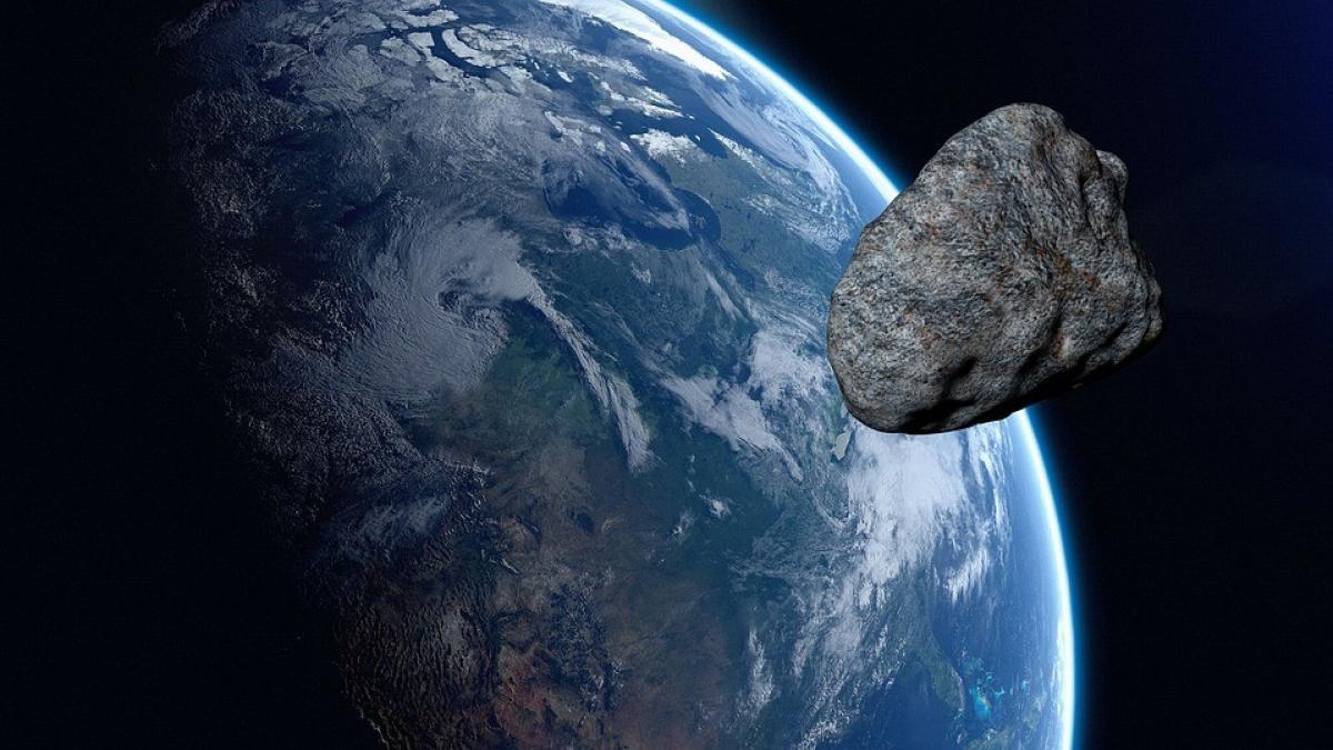 Imagen de la noticia: Asteroide gigante potencialmente peligroso pasará cerca de la Tierra este martes 18 de Enero