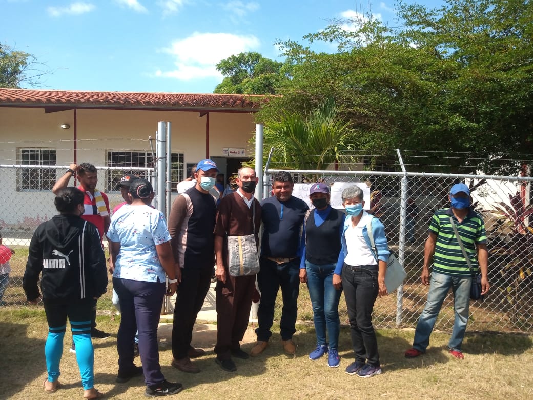 Imagen de la noticia: Municipio Cabimas: Beneficiados 150 habitantes de la parroquia Aristides Calvani con jornada de vacunación