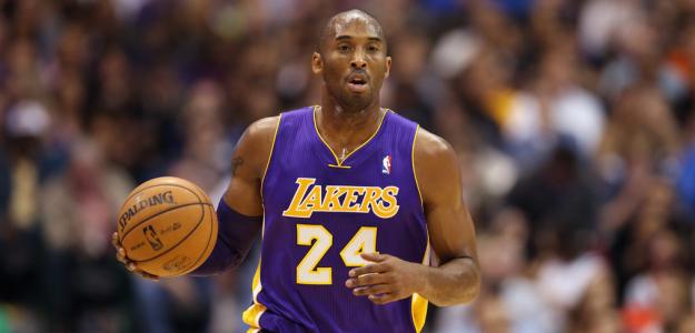 Imagen de la noticia: Un día como hoy, 26 de enero en la historia: 2020: Muere Kobe Bryant, baloncestista estadounidense que disputó veinte temporadas en la NBA, todas ellas en Los Angeles Lakers, desde 1996 hasta 2016