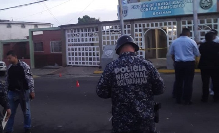 Imagen de la noticia: Estado Bolívar: Detienen a supervisor jefe de la policía por comandar tráfico de combustible
