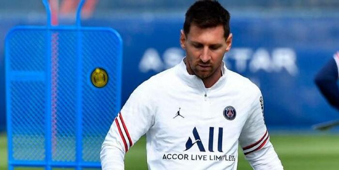 Imagen de la noticia: Messi vuelve a entrenarse tras superar el Covid-19