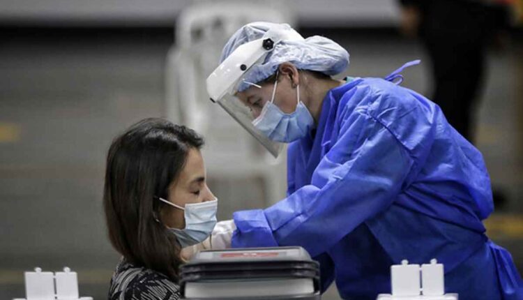 Imagen de la noticia: Organización Panamericana de la Salud señala que Venezuela ha vacunado el 40% de su población: La meta es llegar al 70% en junio