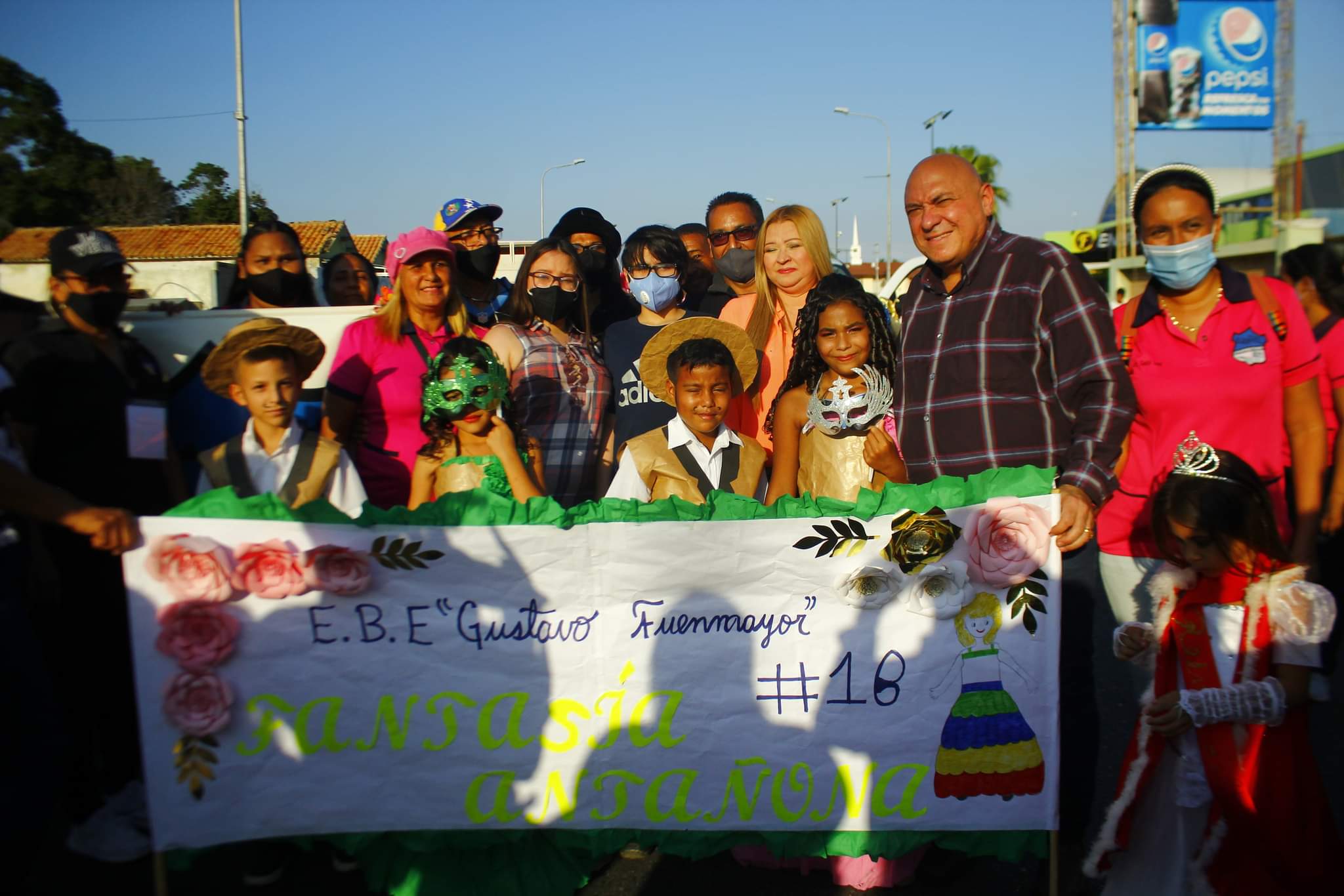 Imagen de la noticia: Municipio Cabimas: Alegría y colorido se desbordan durante el desfile de carnaval 2022