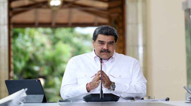 Imagen de la noticia: Delcy Rodríguez: “Métodos para controlar la COVID-19 concebidos por Presidente Nicolás Maduro trascenderán a la historia”