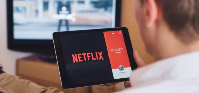 Imagen de la noticia: Netflix cobrará más a quienes compartan su cuenta
