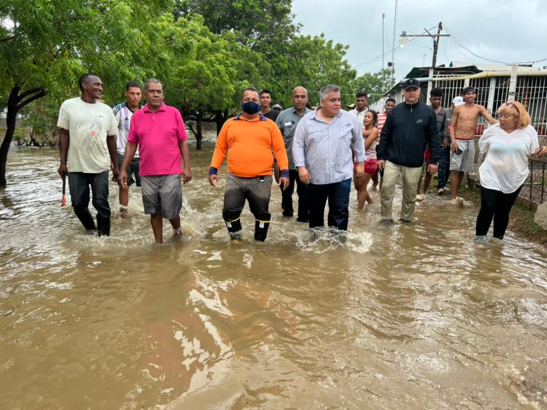 Imagen de la noticia: Municipio Lagunillas: Alcalde José Mosquera inspeccionó sectores afectados por las lluvias