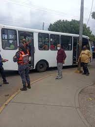 Imagen de la noticia: Municipio Valmore Rodríguez: Alcaldia realiza reunion para concretar planes en la reanudación del transporte publico