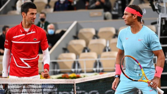 Imagen de la noticia: Tenis/Roland Garros 2022: Rafael Nadal se enfrentará hoy a su archirrival Novak Djokovic en los cuartos de final del Abierto de Francia