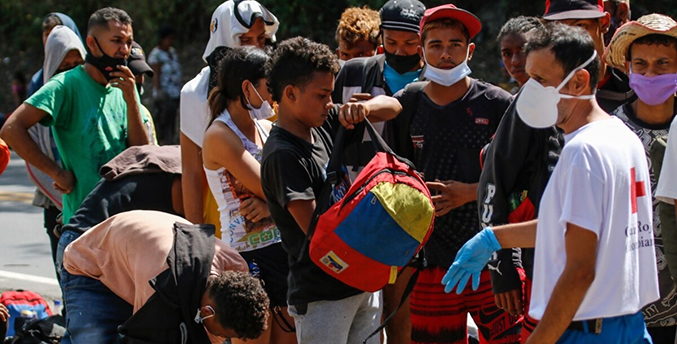 Imagen de la noticia: Colombia presenta plan de salud para atender a 700 mil venezolanos