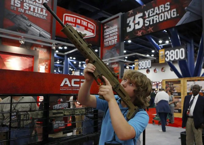 Imagen de la noticia: El derecho a poseer armas en EE UU: ¿en qué consiste la Segunda Enmienda?