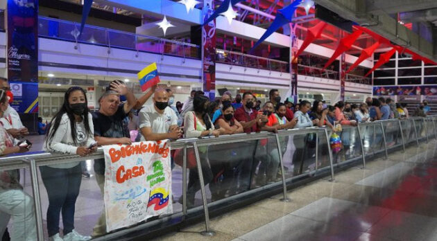 Imagen de la noticia: Perú: Más de 200 venezolanos regresan con el Plan Vuelta a la Patria