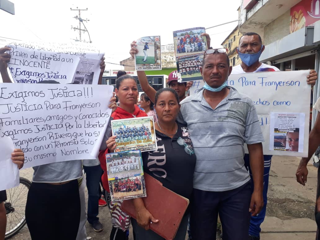 Imagen de la noticia: Municipio Cabimas: Familiares del joven Frayerson Rivero exigen su libertad inmediata
