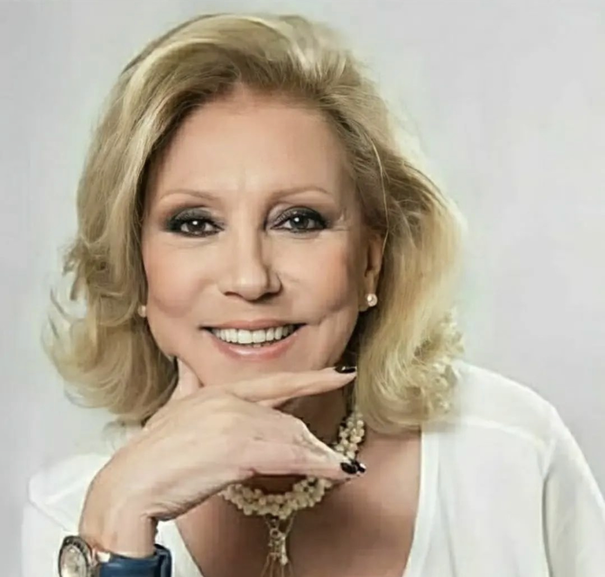 Imagen de la noticia: Carmen Victoria Pérez, destacada animadora de radio y televisión