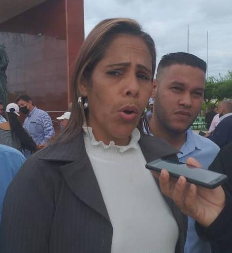 Imagen de la noticia: Municipio Cabimas: Yalineth Pirela “No hay ningún tipo de irregularidad en la aprobación de SATRICA”