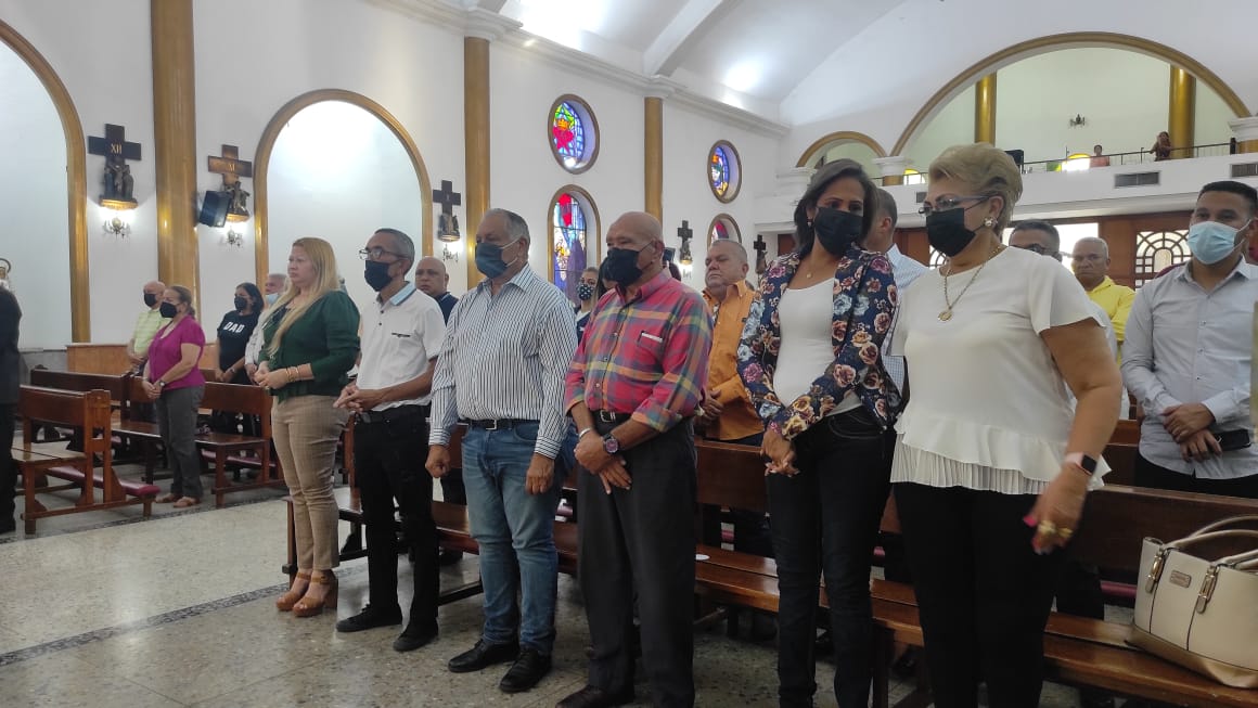 Imagen de la noticia: Municipio Cabimas: Ofrecen misa en recuerdo del ex Alcalde Hernán Alemán a dos años de su partida