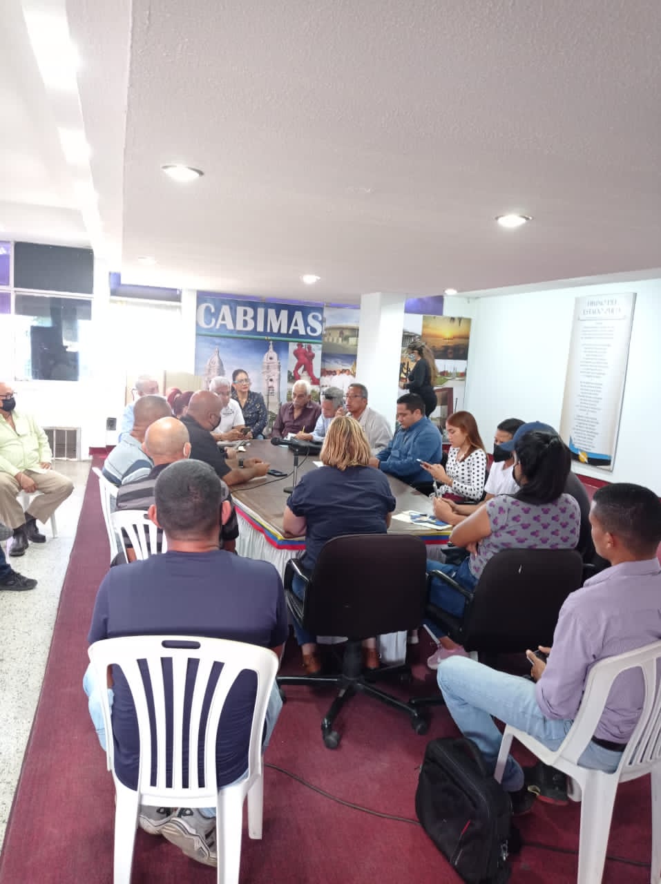Imagen de la noticia: Municipio Cabimas: Autoridades y transportistas acuerdan que aumento del pasaje urbano regirá a partir del 1 de Agosto