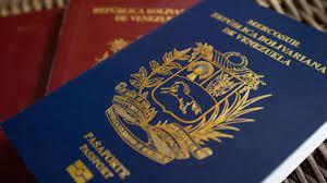 Imagen de la noticia: Chile: Migrantes venezolanos deben tramitar un salvo conducto si tienen el pasaporte vencido