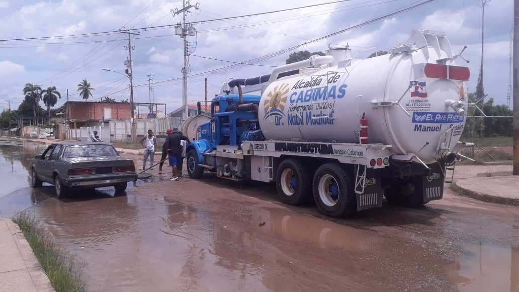 Imagen de la noticia: Municipio Cabimas: Camión Vacuum «El Ave Fénix» sigue atendiendo las comunidades del municipio