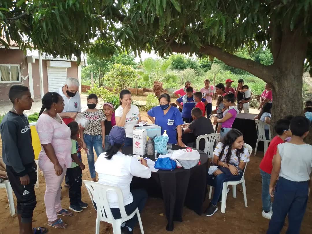 Imagen de la noticia: Municipio Santa Rita: Alcaldía atiende a 250 personas durante jornada de vacunación y cardiovasculares