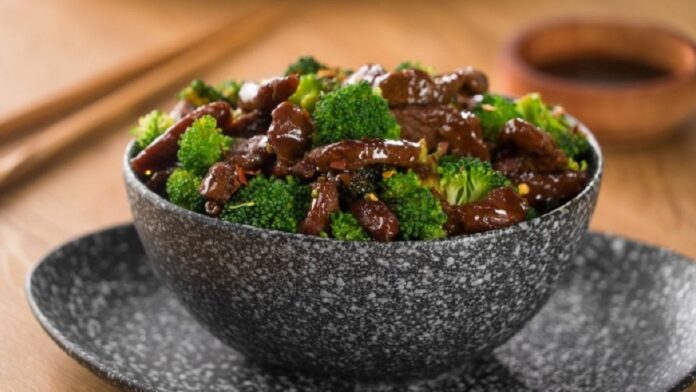 Imagen de la noticia: Para hoy….Carne frita con brócoli