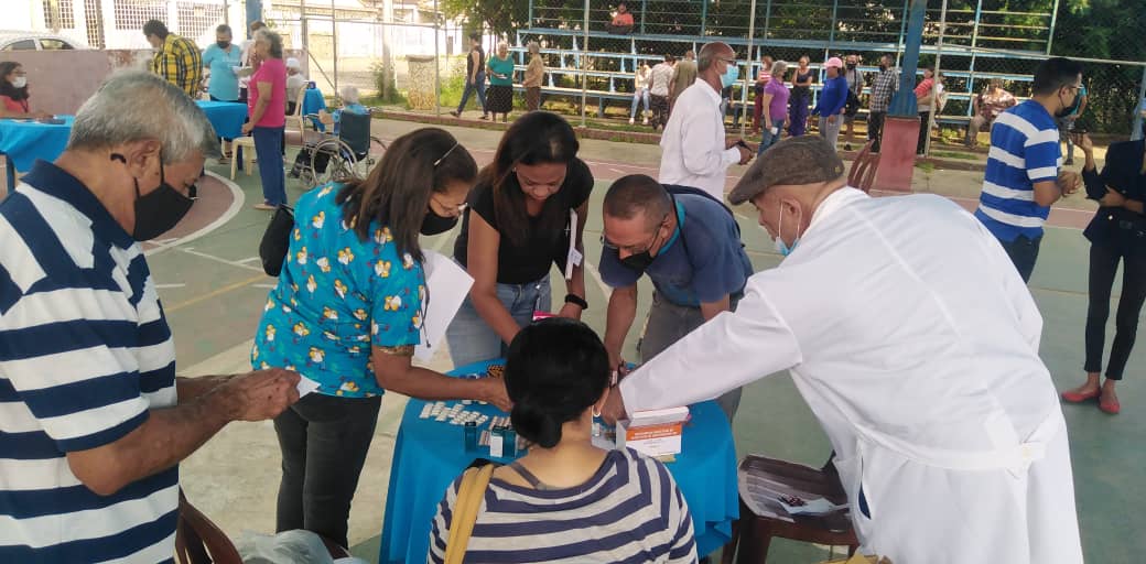 Imagen de la noticia: Municipio Cabimas: Más de 120 familias recibieron atención médico-social en Barrio Obrero