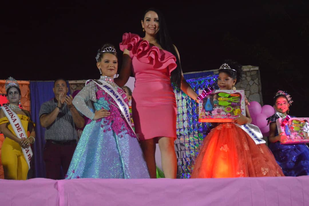 Imagen de la noticia: Municipio Santa Rita: Lourdes Prieto fue la reina Infantil en honor a la feria de la Virgen del Rosario de Aránzazu 2022