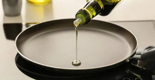 Imagen de la noticia: Por qué no debes dejar el aceite de oliva cerca de la estufa