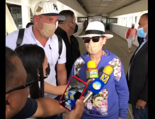 Imagen de la noticia: Olga Tañón llegó a Venezuela para presentarse en el Poliedro