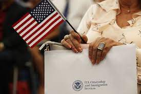 Imagen de la noticia: Más de 19,000 migrantes se harán ciudadanos de Estados Unidos en siete días