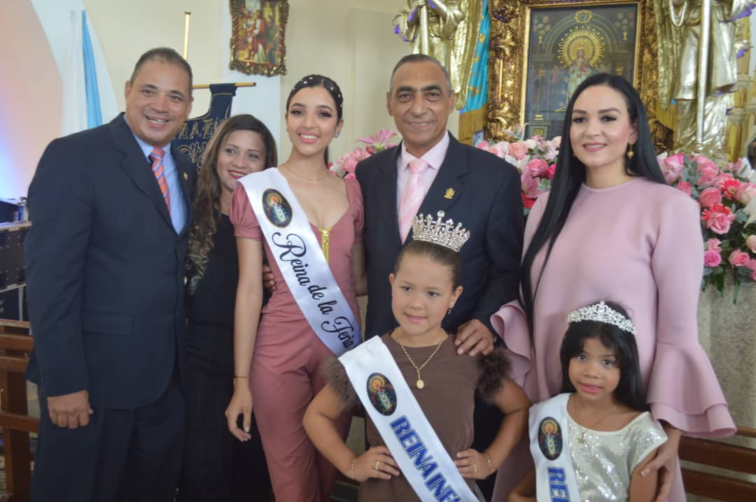 Imagen de la noticia: El municipio Santa Rita celebró día de su patrona Rosario de Aránzazu
