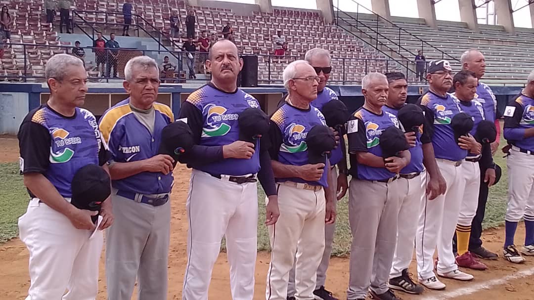 Imagen de la noticia: Municipio Cabimas: Selección Cabimense comenzó con dos victorias el campeonato intermunicipal Super Master de Beisbol