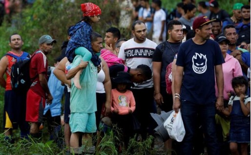 Imagen de la noticia: Panamá: Varados y frustrados migrantes venezolanos tras cierre fronterizo para llegar a EE.UU.