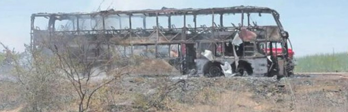 Imagen de la noticia: Perú: Autobús con 64 pasajeros venezolanos se incendió