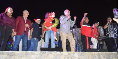 Imagen de la noticia: Municipio Santa Rita: Alcalde Alenis Guerrero enciende la Navidad